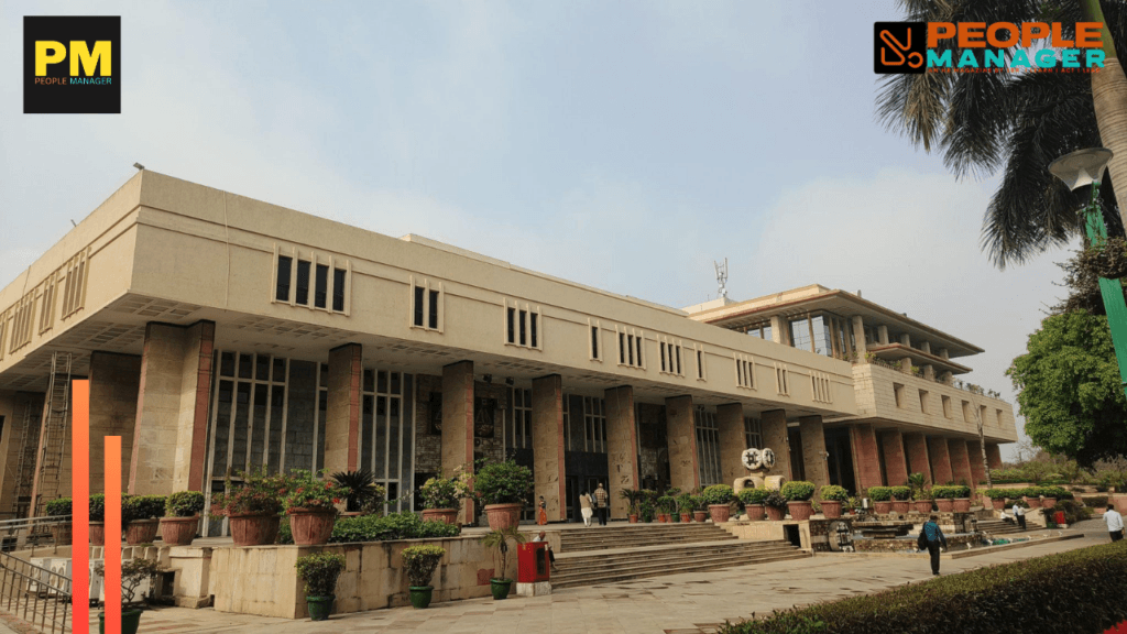 Designation is Not Decisive Proof of Employment Relationship: Delhi High Court