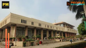 Designation is Not Decisive Proof of Employment Relationship: Delhi High Court